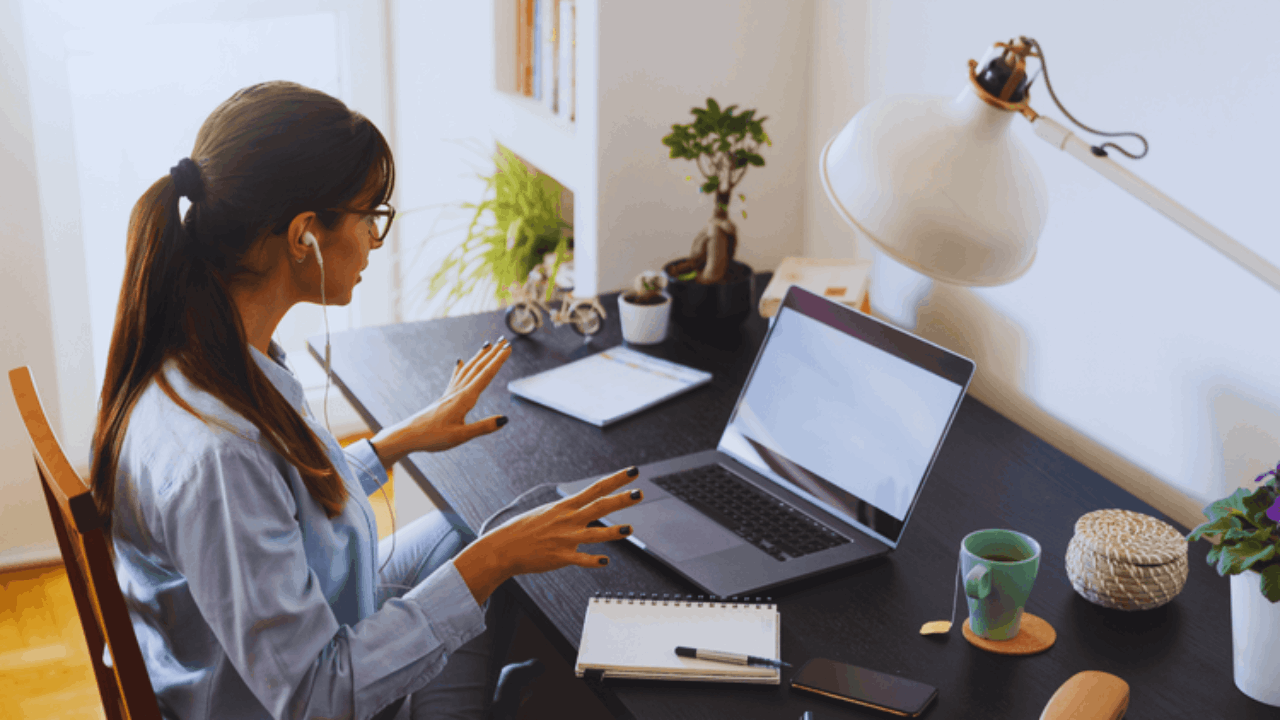 Comment décrocher un emploi en informatique en ligne : guide complet
