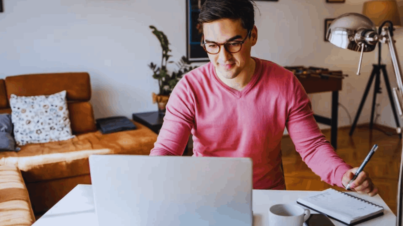 Les meilleurs sites pour des emplois à temps partiel en ligne : le guide incontournable