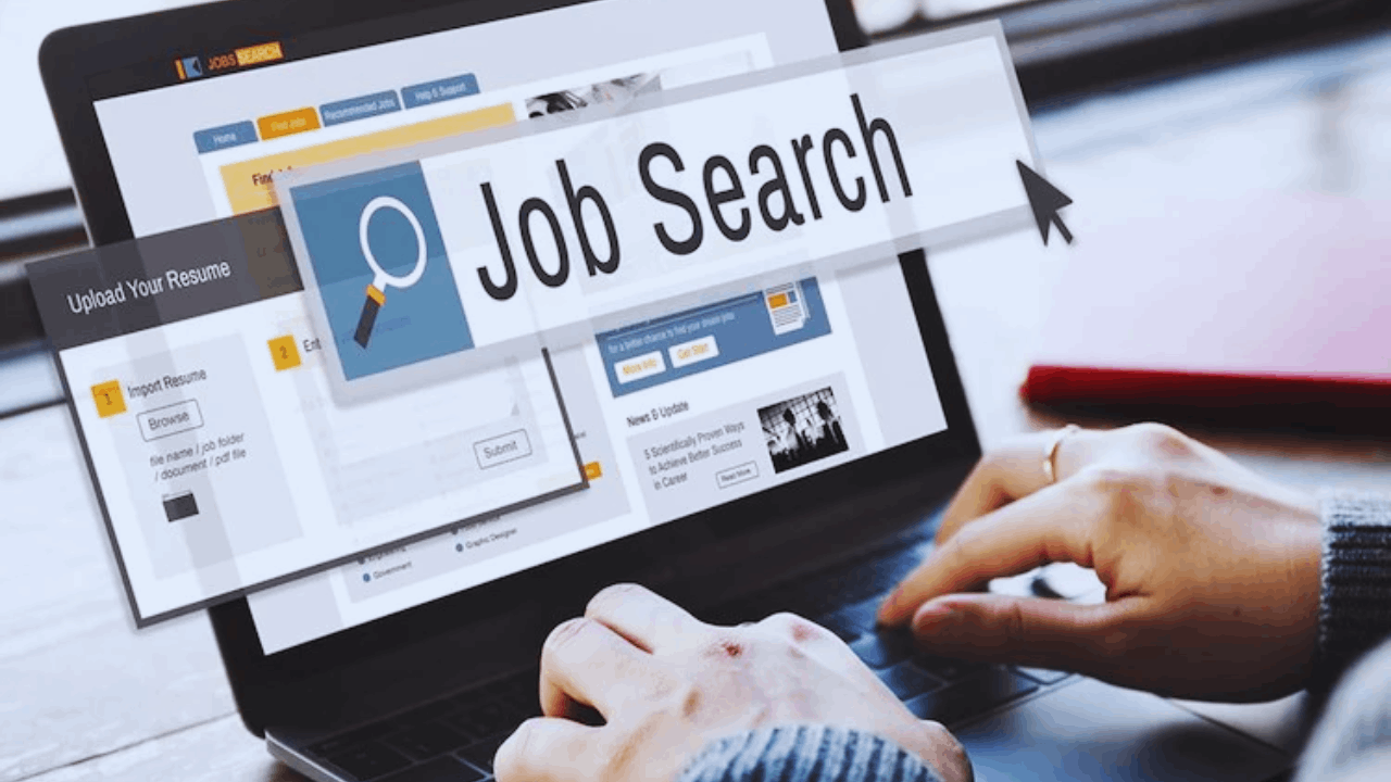 Comment décrocher un emploi en informatique en ligne : guide complet